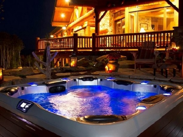 5 Seater Hot Tub Spa Lighting and Colour