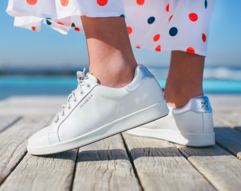 Women wearing Walking Shoes Frankie 4 White