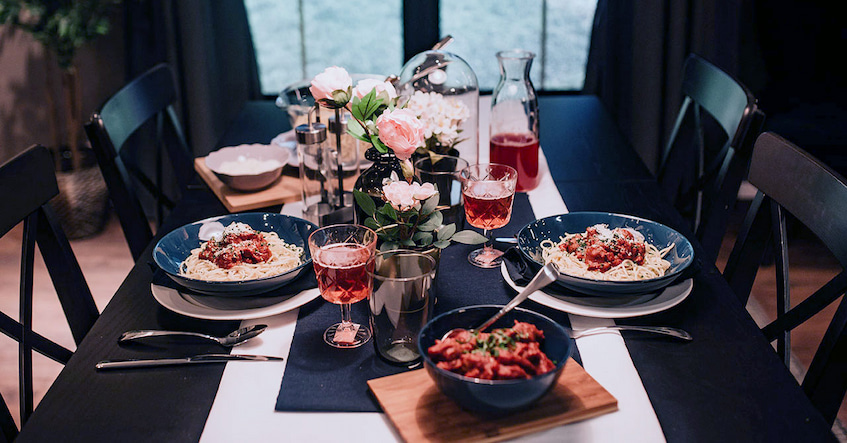 setted a table for dinner for two
