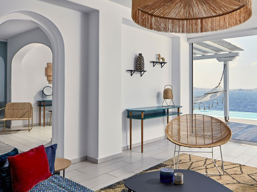 Mediterranean-seaside-décor-features