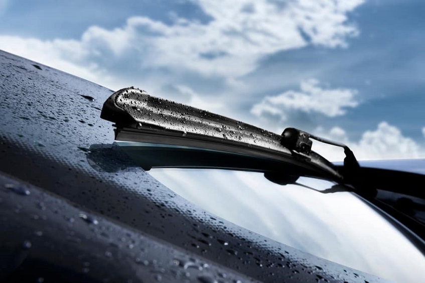 hydrophobic blade wipers