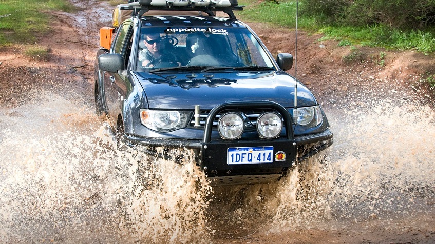 Mitsubishi off road